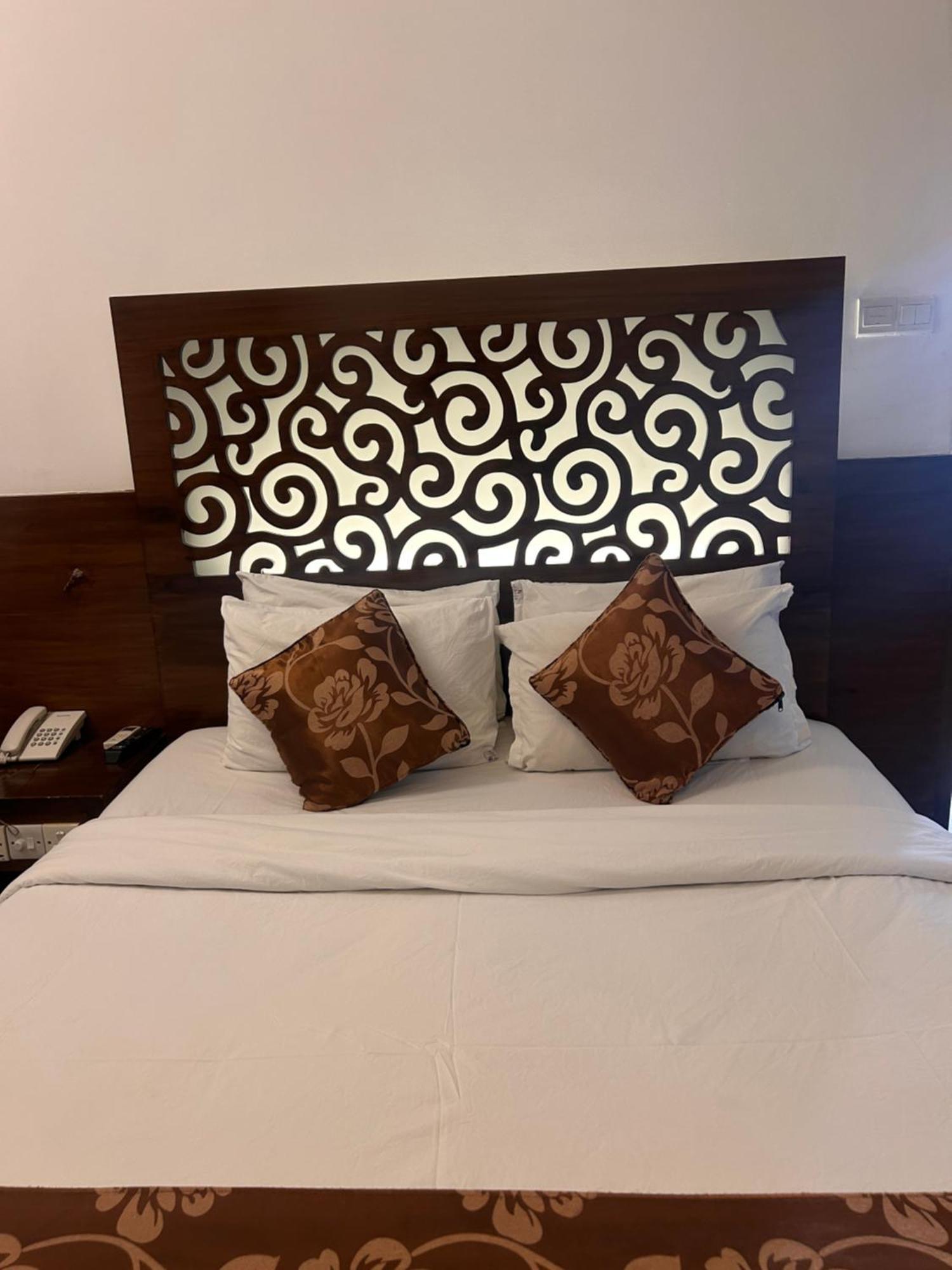 La Vista Hotel Силет Екстериор снимка